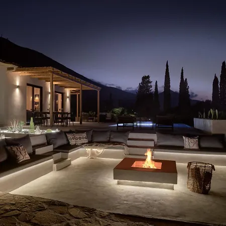 Yliessa - Luxury Pool Surrounded By Nature