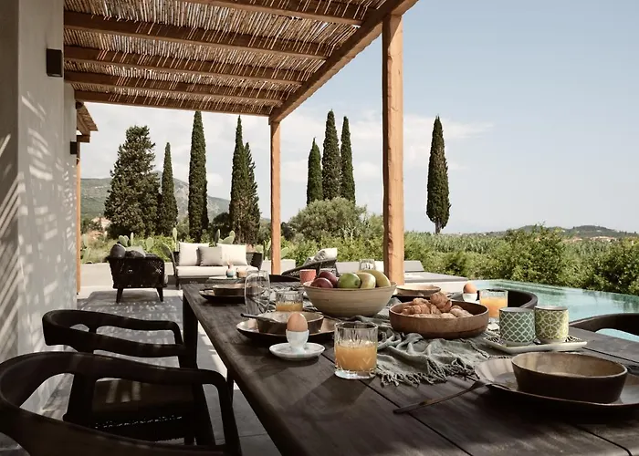 Villa Yliessa - Luxury Pool Surrounded By Nature