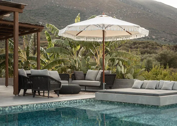 Yliessa - Luxury Pool Surrounded By Nature