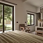 Βίλα Yliessa - Luxury Pool Surrounded By Nature *