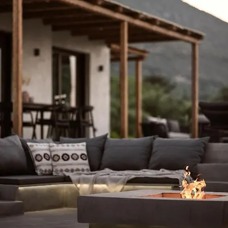 Yliessa - Luxury Pool Surrounded By Nature Vila Drakas