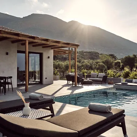 Yliessa - Luxury Pool Surrounded By Nature *