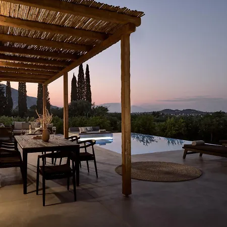 Yliessa - Luxury Pool Surrounded By Nature Villa *