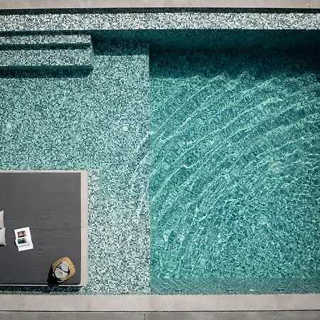 Yliessa - Luxury Pool Surrounded By Nature Villa *