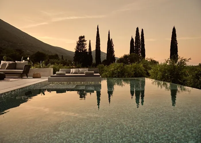 Yliessa - Luxury Pool Surrounded By Nature Drakas