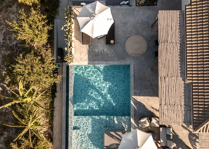 Yliessa - Luxury Pool Surrounded By Nature Villa *